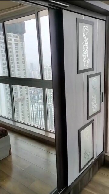 Living Room in 2 BHK Apartment at Parel – for Rent