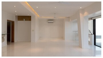 4 BHK Apartment For Rent in Jivesh Terraces, Bandra West
