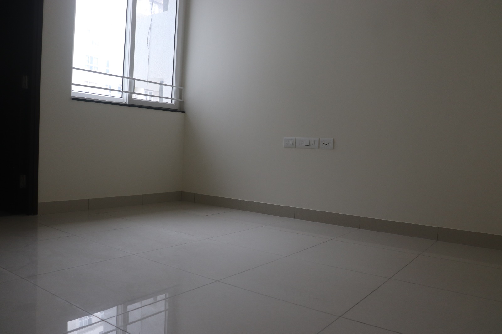 3 BHK Apartment For Sale in Century Breeze