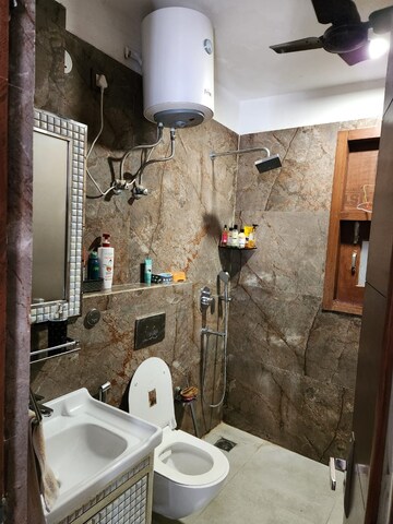 Attached Bathroom in 2 BHK Builder Floor at AS Tower, Sector 45 – for Rent