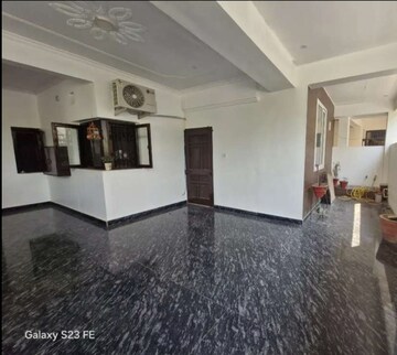 2 BHK Apartment For Rent in Gomti Nagar