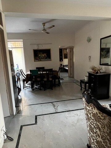 Living Room in 2 BHK Apartment at Gupta Awas, Sector 43 – for Rent