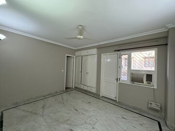 Room in 2 BHK Apartment at Ansal Heights Gurgaon, Sector 92 – for Rent