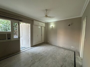 Room in 2 BHK Apartment at Ansal Heights Gurgaon, Sector 92 – for Rent