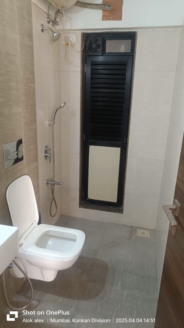 Attached Bathroom, kanakia-rainforest 2 Bedroom 759 Sq.Yd. Apartment In Andheri East Mumbai 8503960