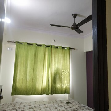 Room in 2 BHK Apartment at Sadguru Garden CHS, Ghodbunder Road – for Rent