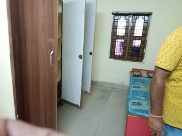 Room in 1 BHK Apartment at Begumpet – for Rent