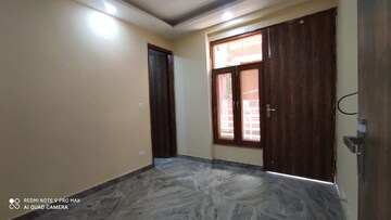 2 BHK Builder Floor For Rent in Chattarpur