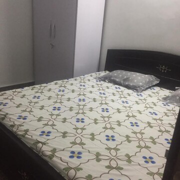 Room in 1 BHK Builder Floor at Shivalik Colony – for Rent