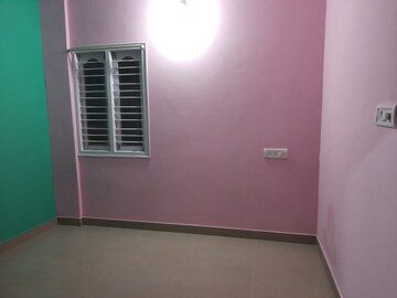 Room in 2 BHK Builder Floor at Koramangala – for Rent