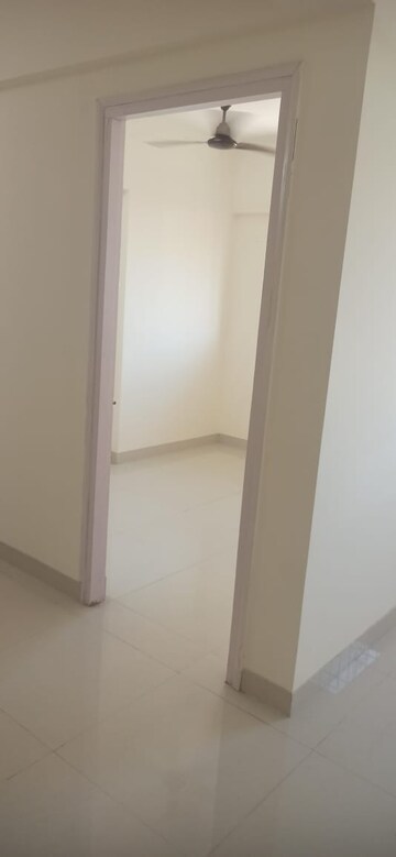 Room in 2 BHK Apartment at Akashganga Complex Kavesar, Kavesar – for Rent