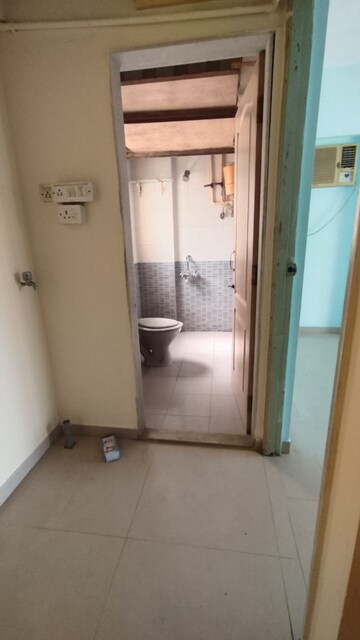 Room in 1 BHK Apartment at Acme Apna Ghar, Goregaon East – for Rent