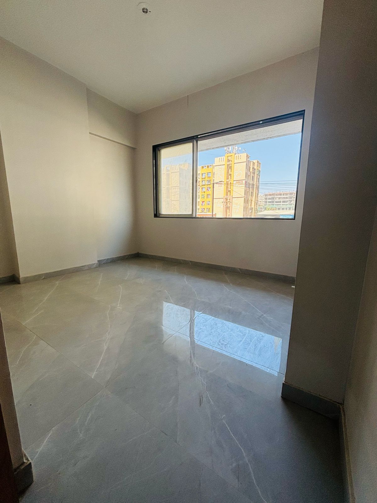 1 BHK Apartment For Sale in Viva Parijat Heights