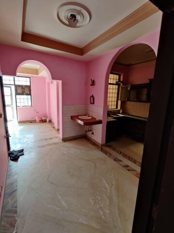 Living Room in 2 BHK Builder Floor at Sector 40 – for Rent