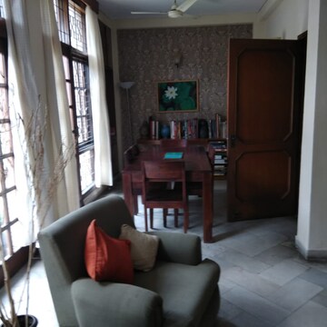 Living Room in 3 BHK Builder Floor at Panchsheel Enclave – for Rent