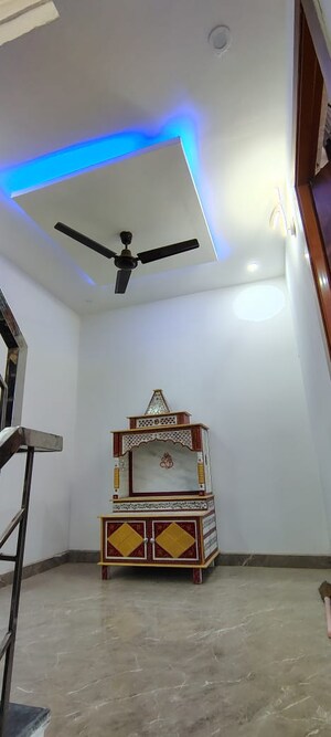 Room in 3 BHK Villa at Roza Jalalpur – for Sale