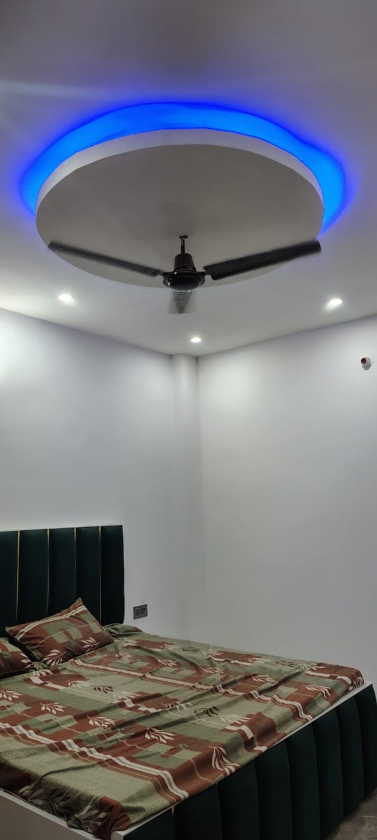 Bedroom, roza jalalpur 3 Bedroom 90 Sq.Yd. Villa In Roza Jalalpur Greater Noida 8504167