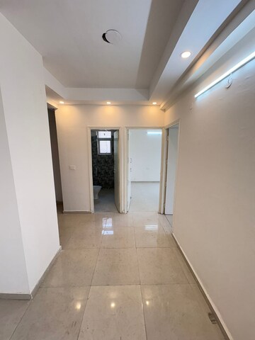 Room in 2 BHK Apartment at Signature The Millennia 2, Sector 37d – for Rent