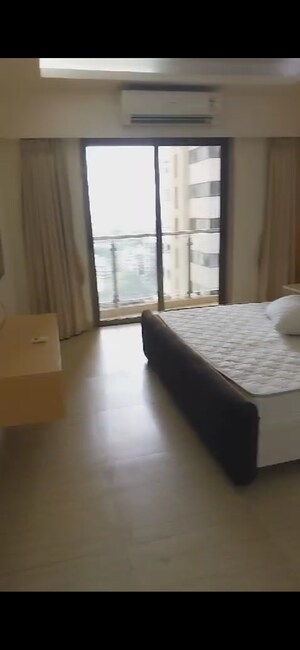 Bedroom in 2.5 BHK Apartment at HDIL Metropolis Residences, Andheri West – for Sale