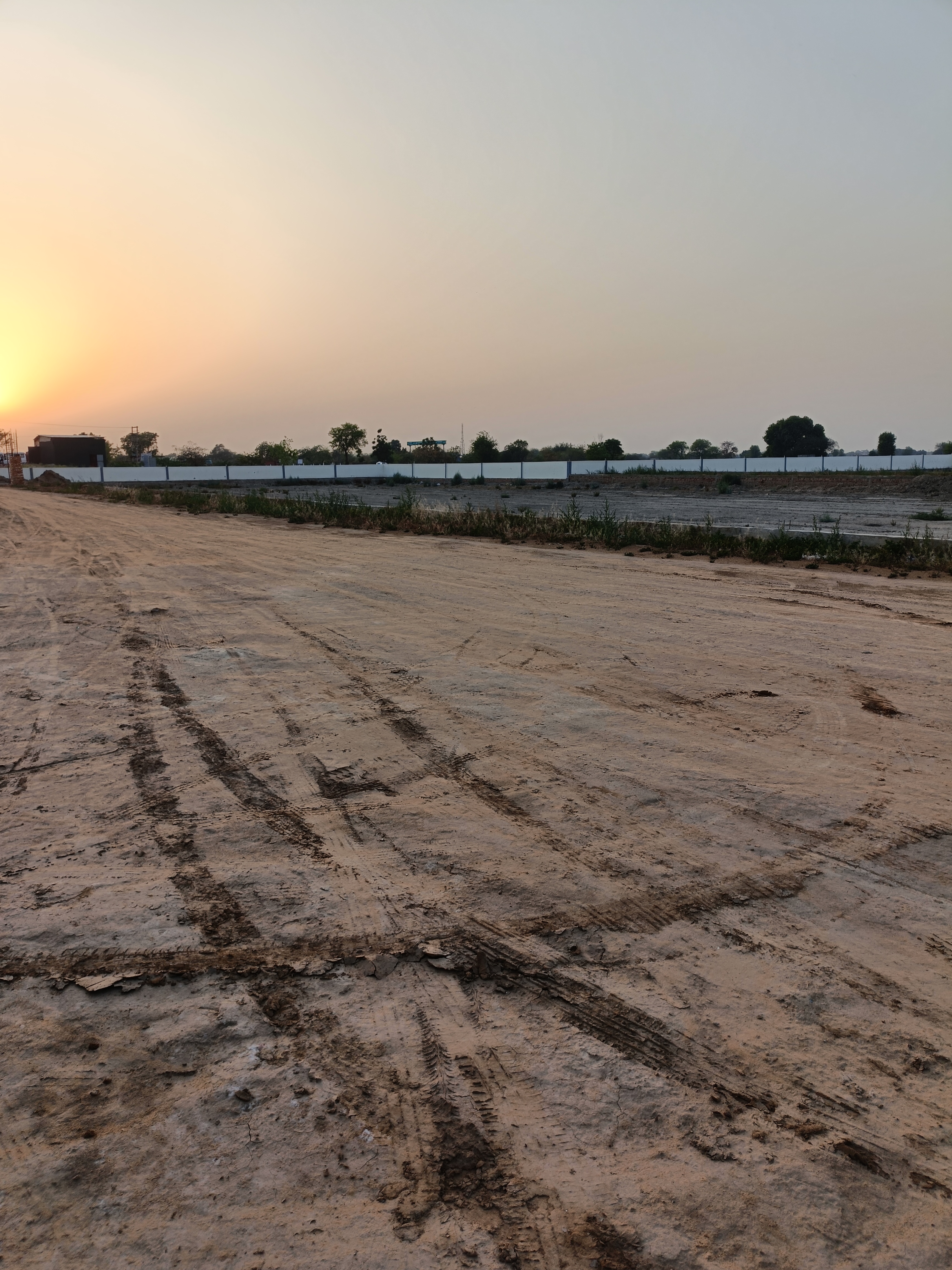 Plot For Sale in Royal City Hansi 