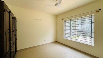 Room in 3 BHK Apartment at Nitesh Columbus Square, Bellary Road – for Rent