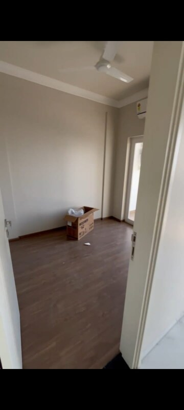 2.5 BHK Apartment For Rent in Central Park Cerise Suites, Sohna Sector 33