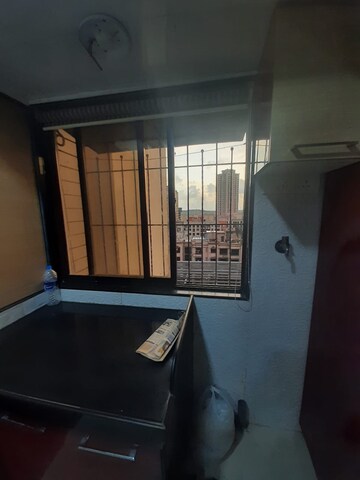 Room in 1 BHK Apartment at Galaxy Classique, Goregaon West – for Rent