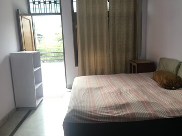 1 RK Builder Floor For Rent in Sector 29