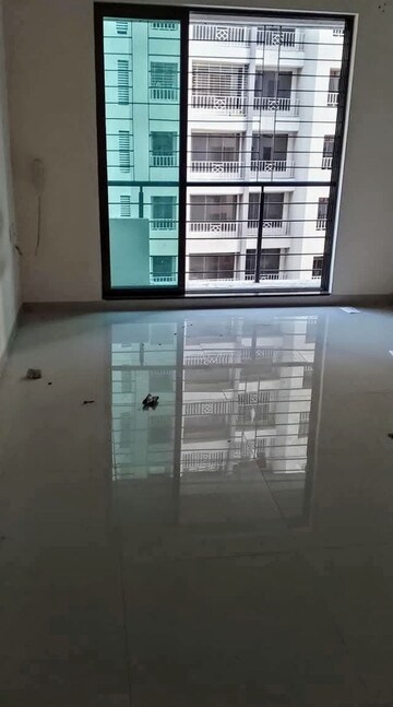 Room in 1 BHK Apartment at Sumit Greendale Nx Virar, Virar West – for Rent