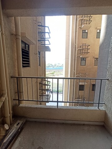 Building Lobby in 3 BHK Apartment at Shapoorji Pallonji Joyville Hadapsar Annexe, Hadapsar – for Rent