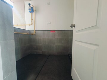 Attached Bathroom in 3 BHK Apartment at Shela – for Rent