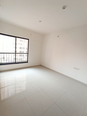 Room in 3 BHK Apartment at Shapoorji Pallonji Joyville Hadapsar Annexe, Hadapsar – for Rent