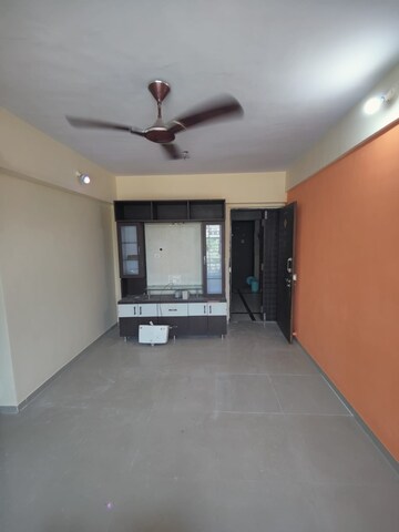 Room in 1 BHK Apartment at JVM Olive, Bhayandarpada – for Rent