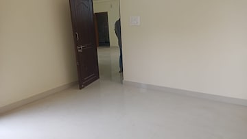 Room in 1 BHK Builder Floor at Somajiguda – for Rent
