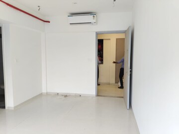 Bedroom in 1 BHK Apartment at Bhandup West – for Rent