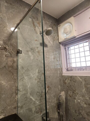 Attached Bathroom in 3.5 BHK Apartment at Medinova Apartment, Sector 56 – for Rent
