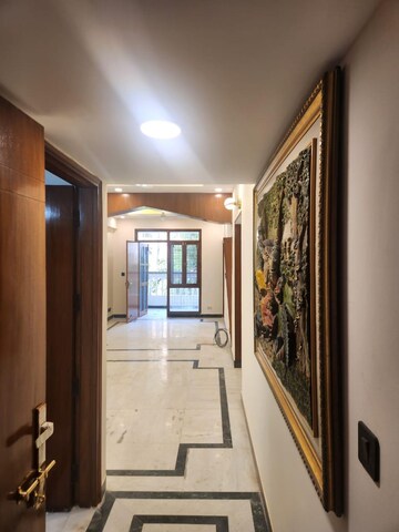  3.5 BHK Apartment at Medinova Apartment, Sector 56 – for Rent