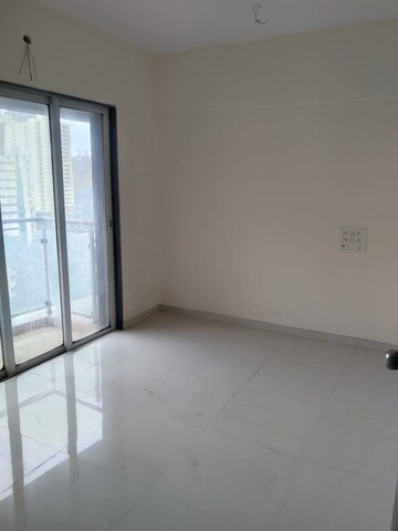 2 BHK Apartment For Rent in Lotus Link Square, Malad West