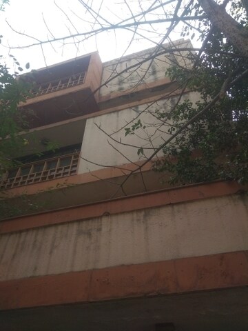 Master Bedroom in 6 BHK Independent House at New Friends Colony – for Sale