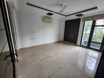 Master Bedroom in 4 BHK Builder Floor at Saket – for Rent