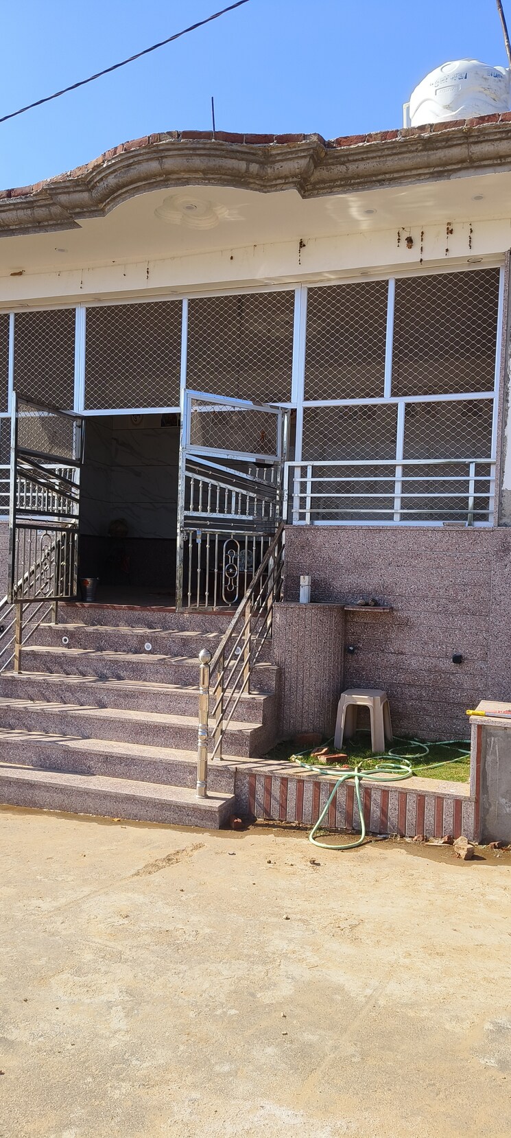 Exterior View, sector 16 a  300 Sq.Yd. Plot In Sector 16 A Faridabad 8505090