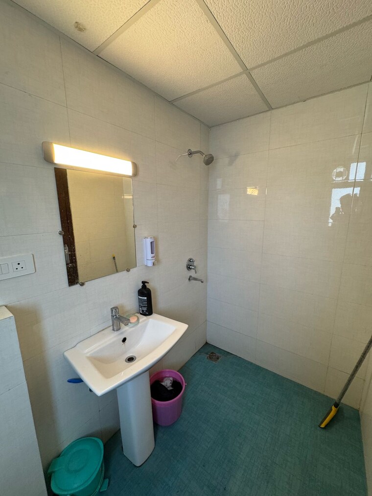 Master Bedroom, omaxe-waterscapes 3.5 Bedroom 1635 Sq.Ft. Apartment In Gomti Nagar Lucknow 8505096