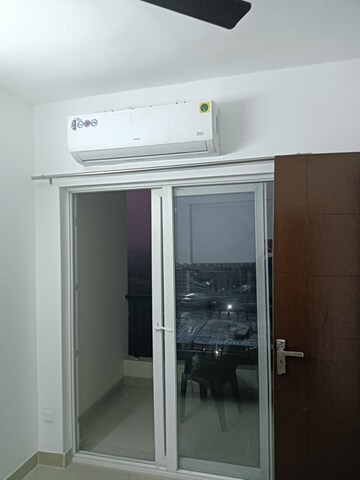  2 BHK Apartment at Oasis GrandStand, Sector 22d Yamuna Expressway – for Rent