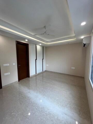 Master Bedroom in 3 BHK Builder Floor at Saket – for Rent