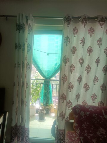 Master Bedroom in 2.5 BHK Apartment at Geotech Pristine Avenue, Sector 16c Greater Noida – for Sale