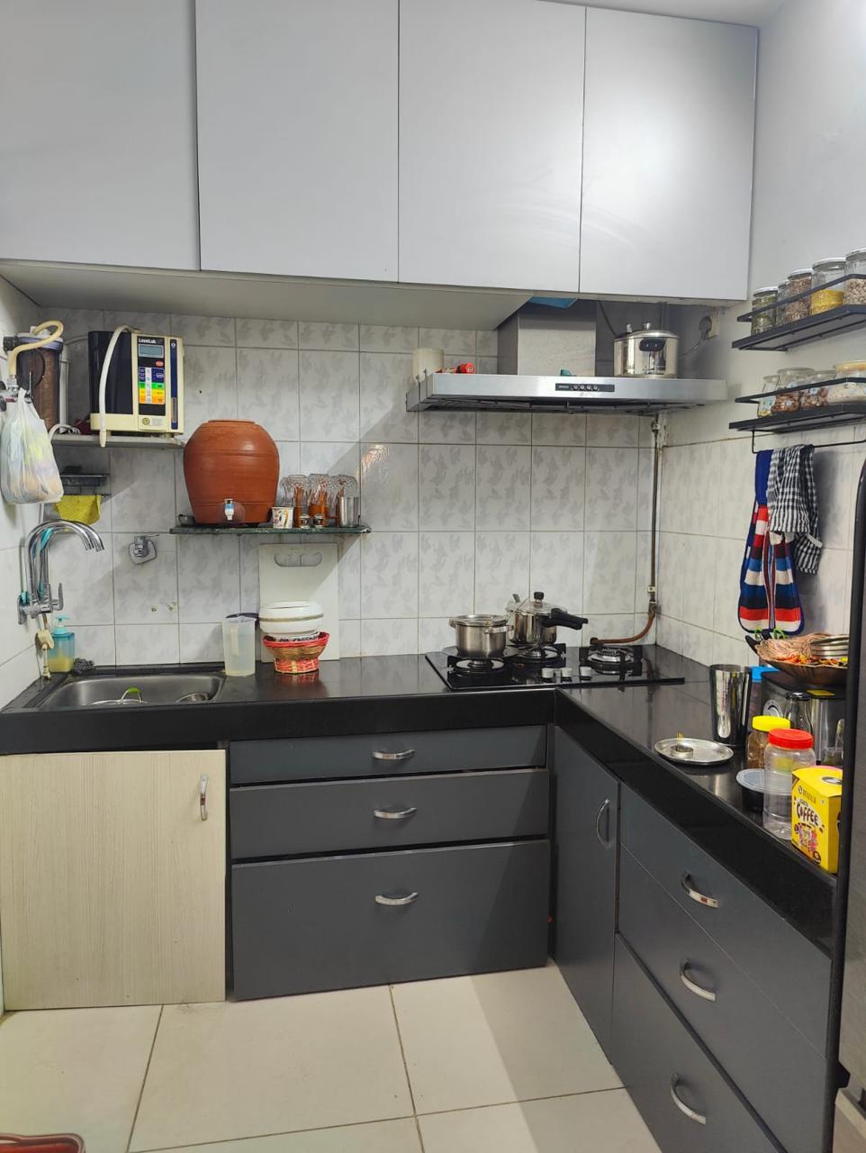 1 BHK + Pooja Room Apartment For Rent in Raunak Bliss