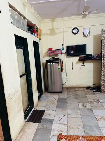 Living Room in 1 RK Apartment at Rnp Park – for Rent