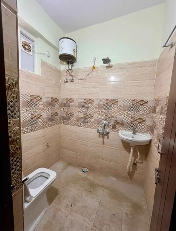 Master Bedroom in 3 BHK Apartment at Rajapushpa Provincia, Narsingi – for Rent
