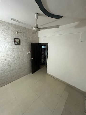1 BHK Apartment For Rent in Rnp Park