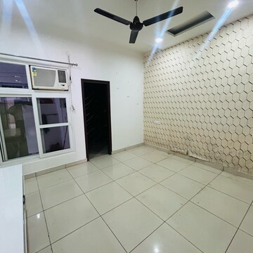 Room in 2 BHK Apartment at Kharar Landran Road – for Rent
